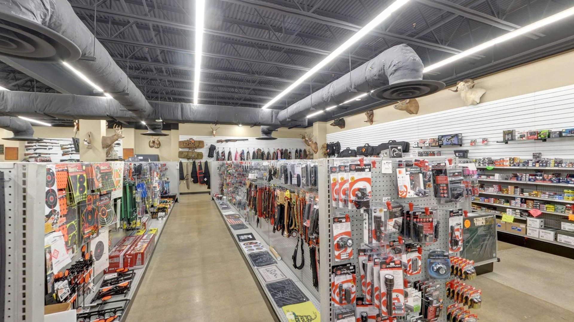 Fred's Outdoors - Image 6