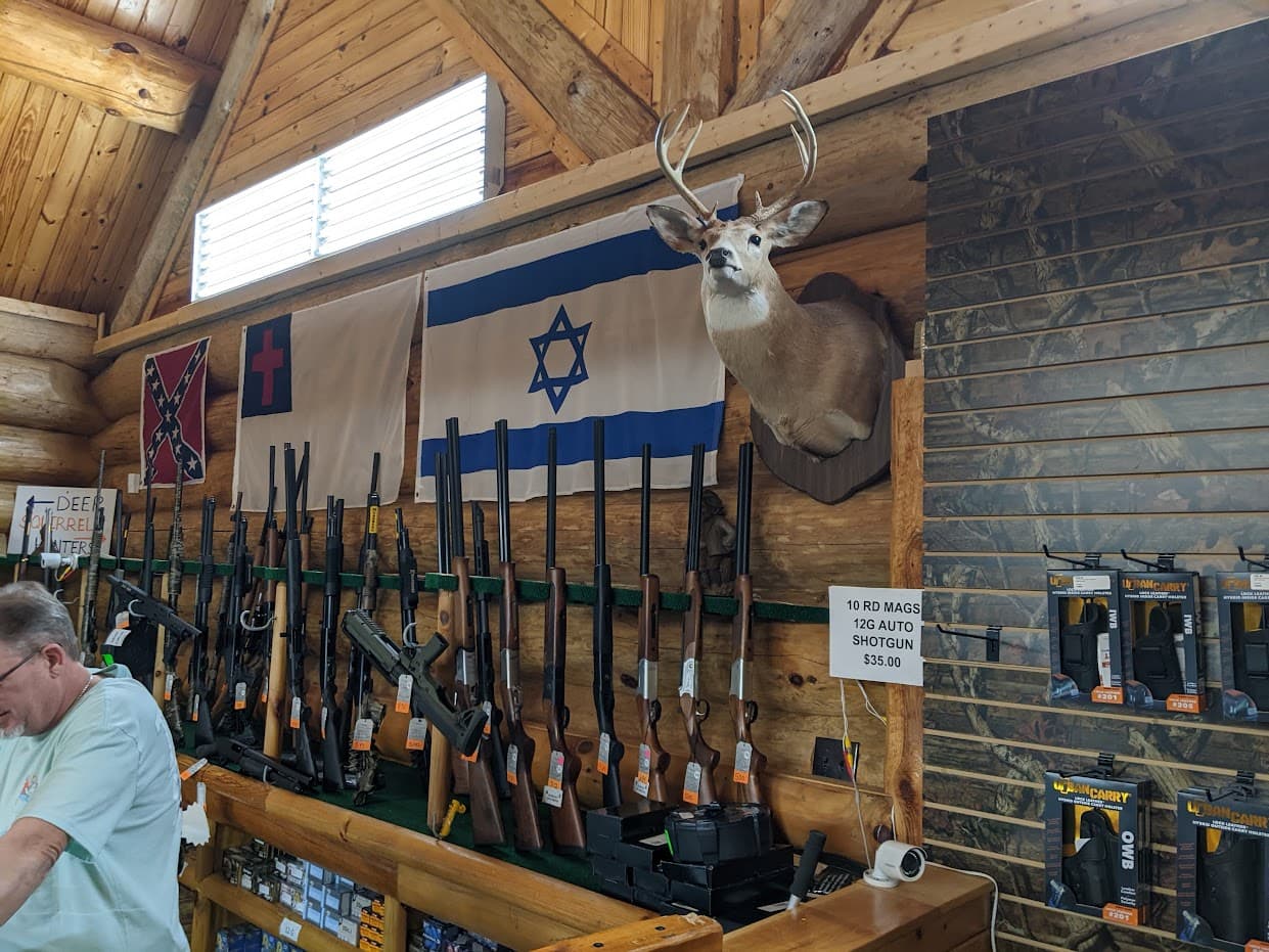 Barnett's Guns and Indoor Range - Image 7