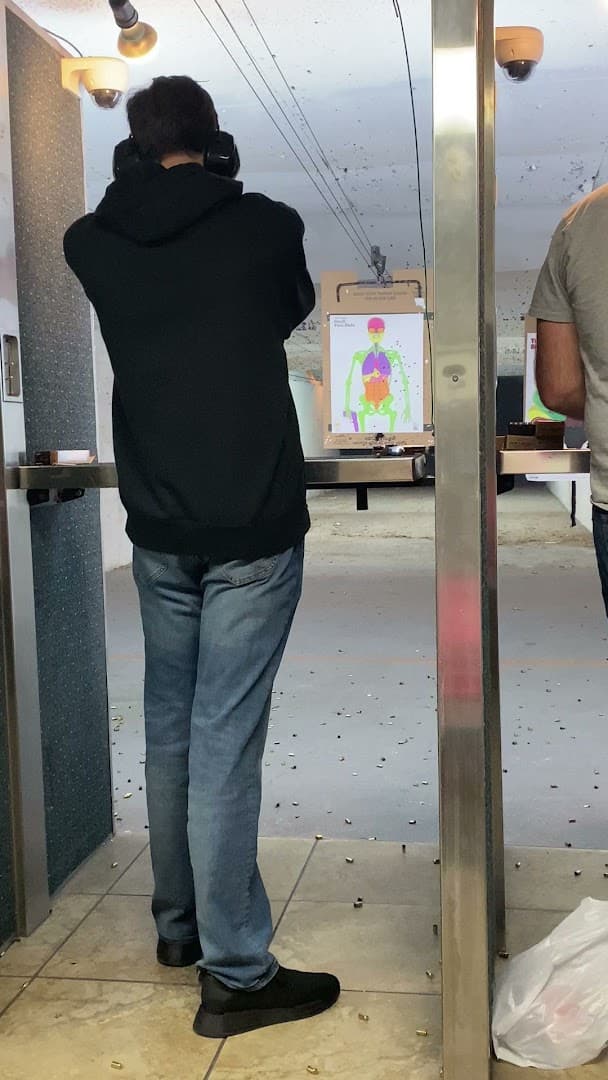 Gunny's Firearms and Indoor Range - Image 2