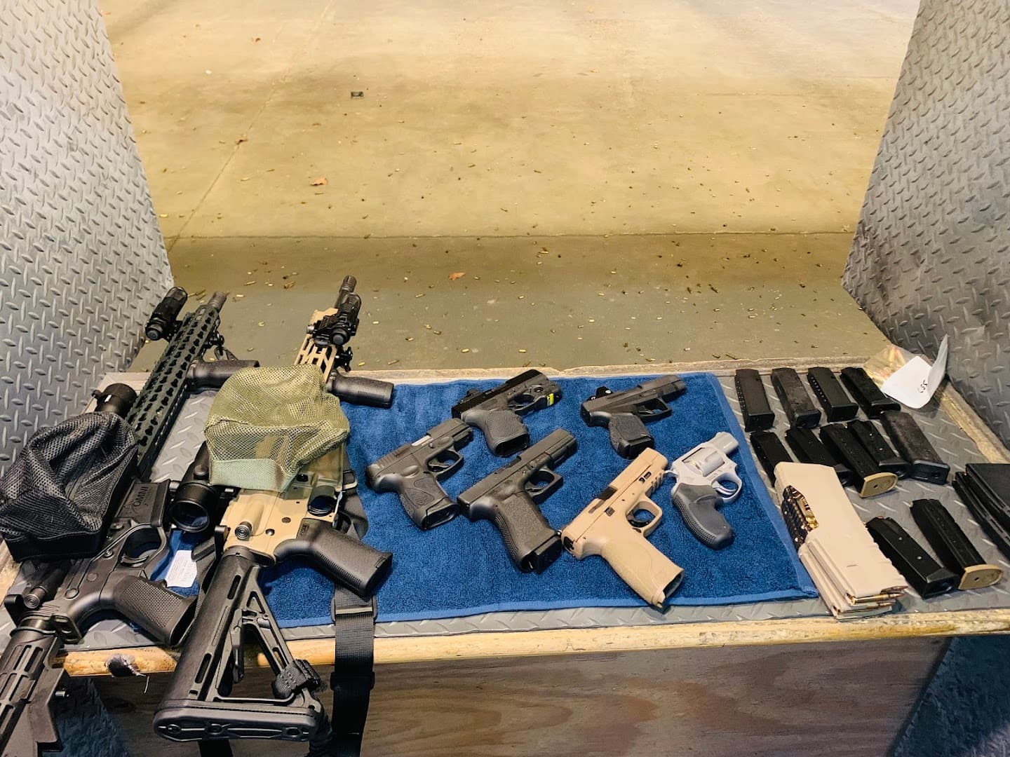 Shooters - Image 3