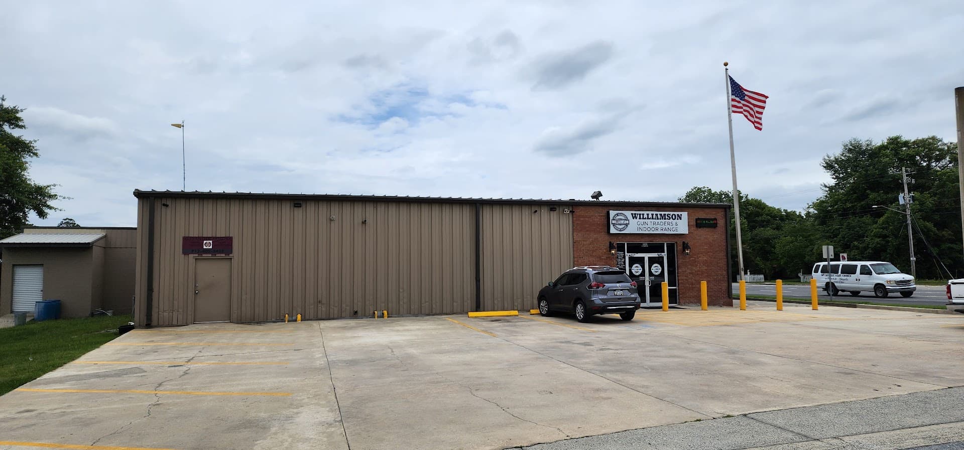 Williamson Gun Traders & Indoor Range - Image 6
