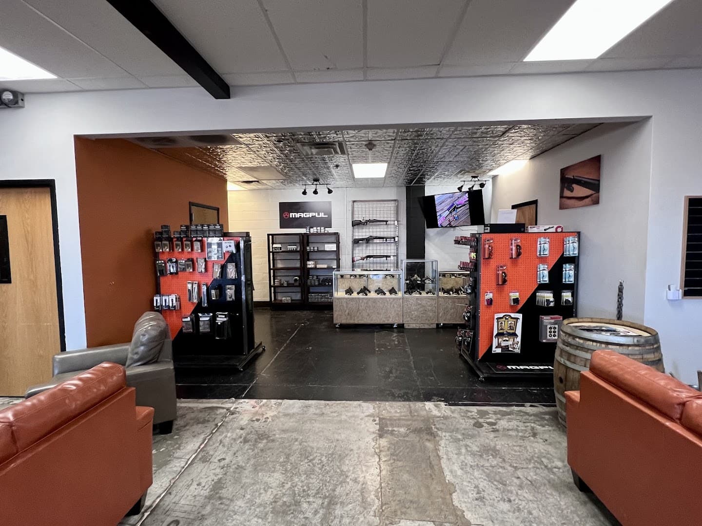 Gunfighter Canyon Indoor Shooting Experience and Gun Store - Image 9