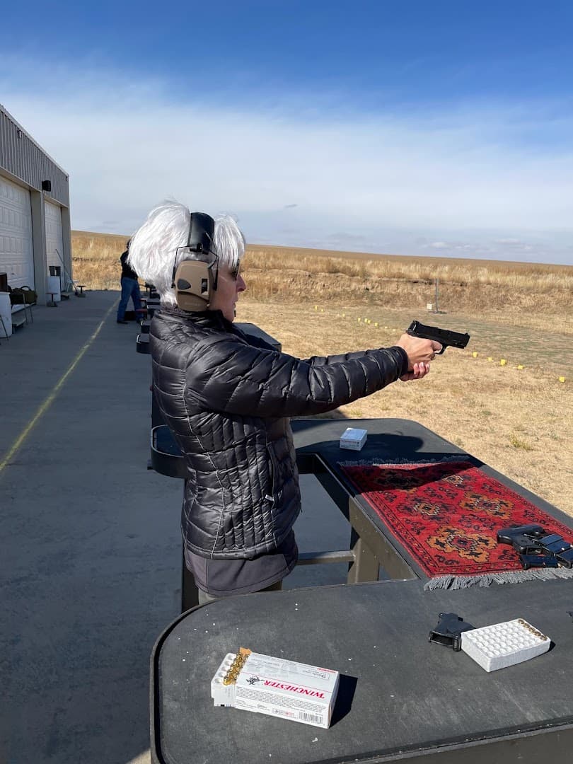 Golden Gun Club - Image 4