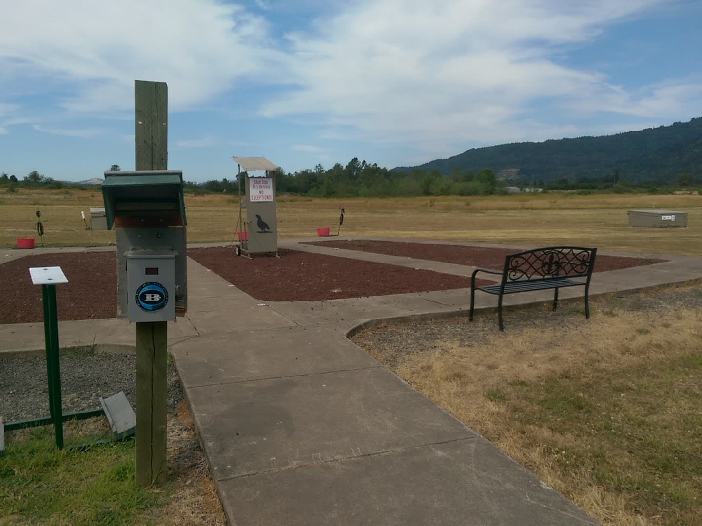 Creswell Clay Target Sports - Image 1