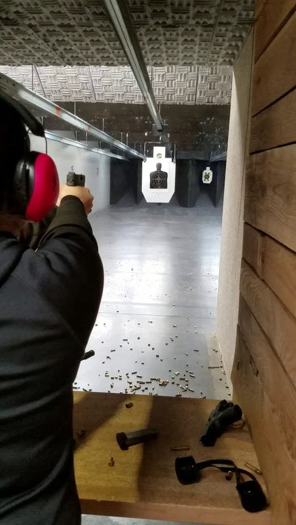 Stock & Barrel Gun Club - Image 2