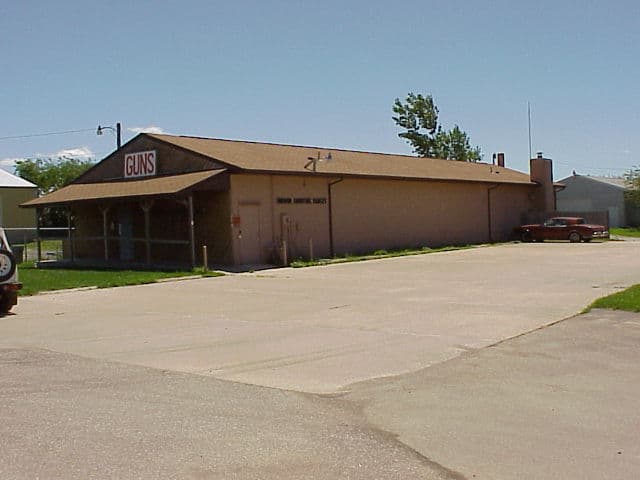 Sports Outfitters/Indoor Range - Image 7